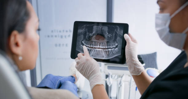 Licensed Tooth Extraction service in Oak Park, MI - Smile Center Dentistry